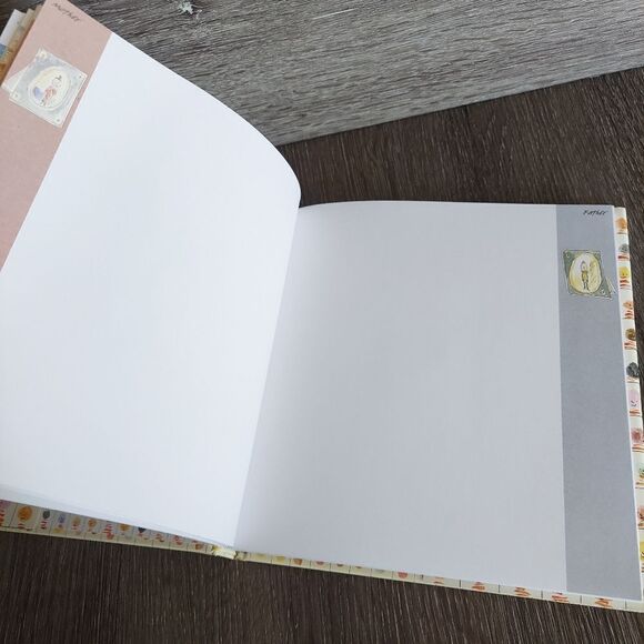 Sara Midda Baby Milestone Album Book - Picture 6 of 8